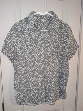 twik Green Floral Short Sleeve Button-Up Blouse